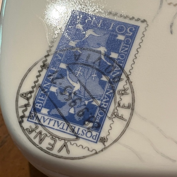 Vintage Limoges Porcelain Stamp/ travel Design Trinket box. So pretty! - Picture 2 of 9